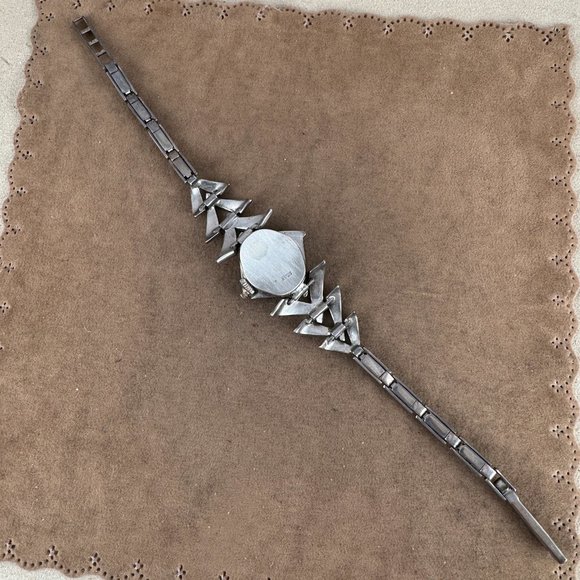 Fabulous Vintage 1920-1930's Ladies Wrist Watch Bracelet with Marcasite Settings - Picture 9 of 10